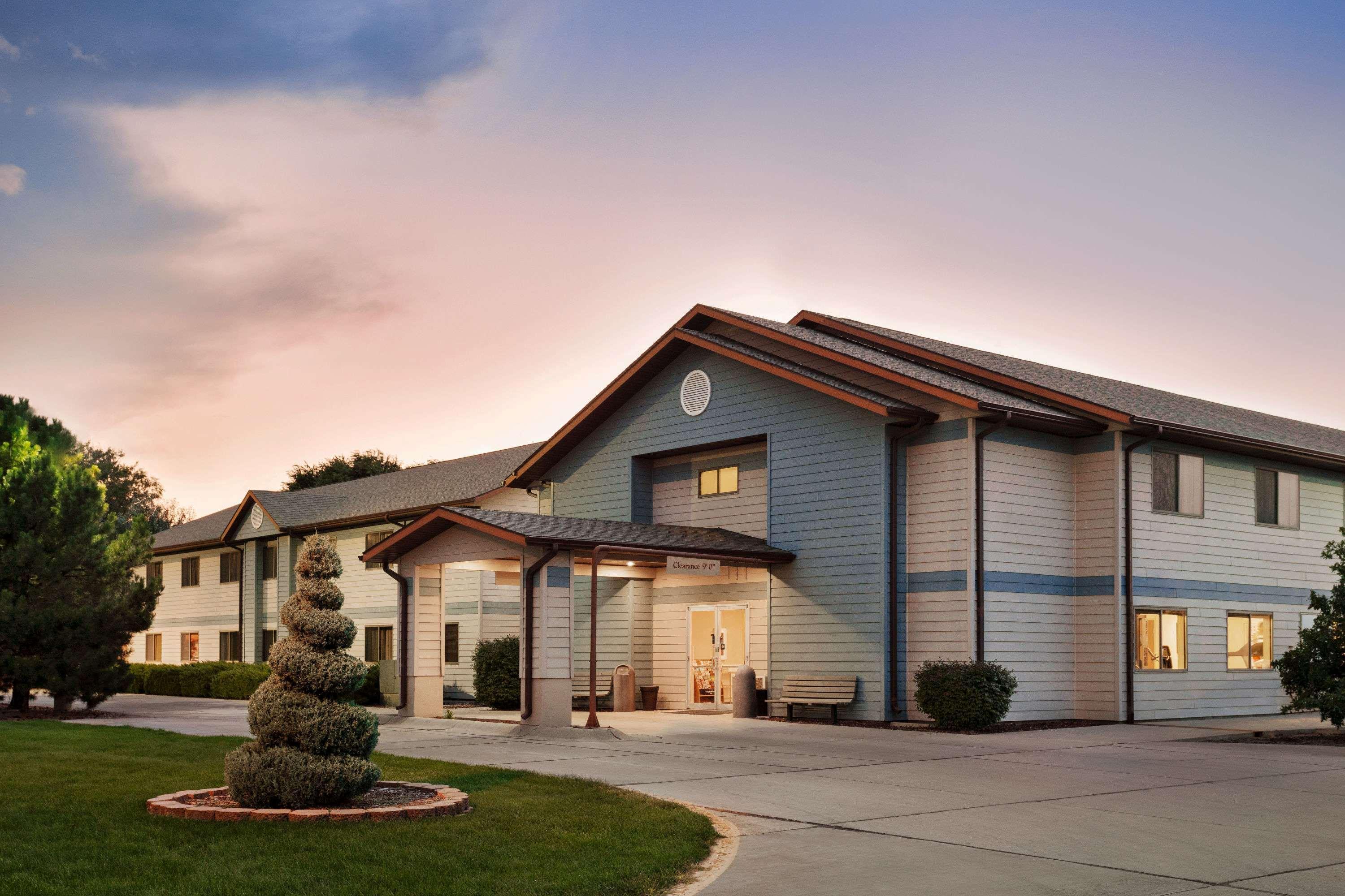 Travelodge By Wyndham Morrill Εξωτερικό φωτογραφία