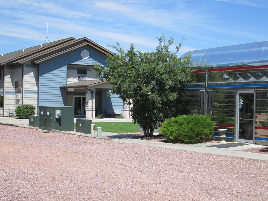 Travelodge By Wyndham Morrill Εξωτερικό φωτογραφία
