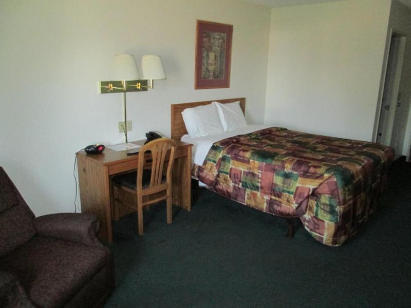Travelodge By Wyndham Morrill Εξωτερικό φωτογραφία