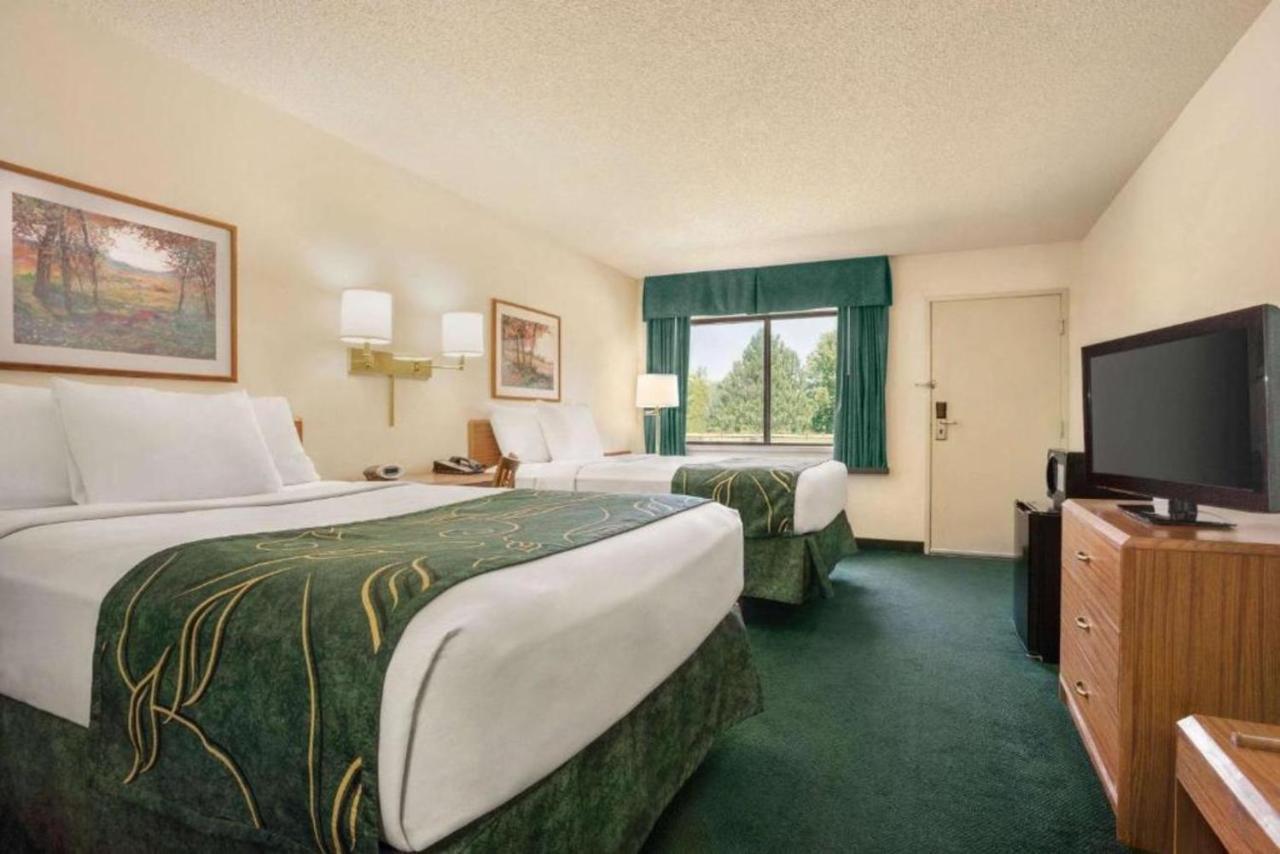 Travelodge By Wyndham Morrill Εξωτερικό φωτογραφία